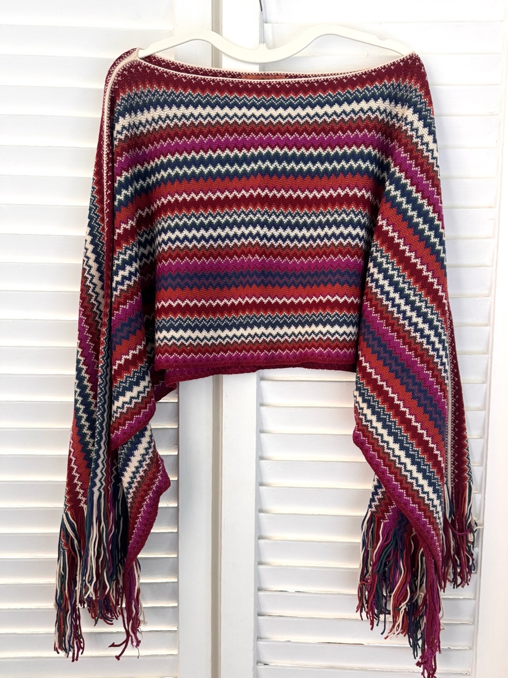NWOT Missoni Knit Fringe Chevron Stripe Poncho / Shawl / Coverup - Multicolor